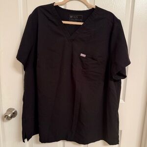 FIGS Women’s Catarina Black Scrub Top 4XL